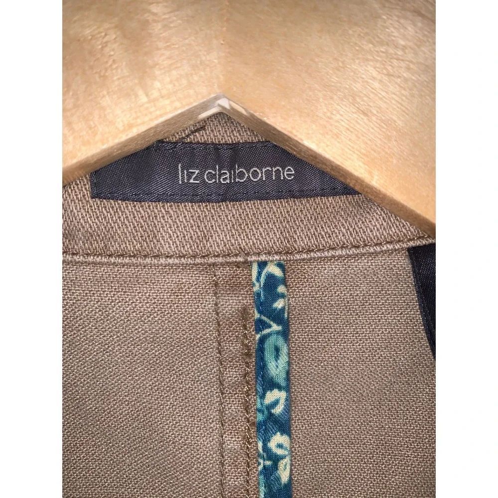 Liz Claiborne Womens‎ Tan Blazer Jacket Size Small Button Front Pockets